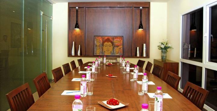 Justa Indiranagar Aparthotel Bangalore Exteriör bild