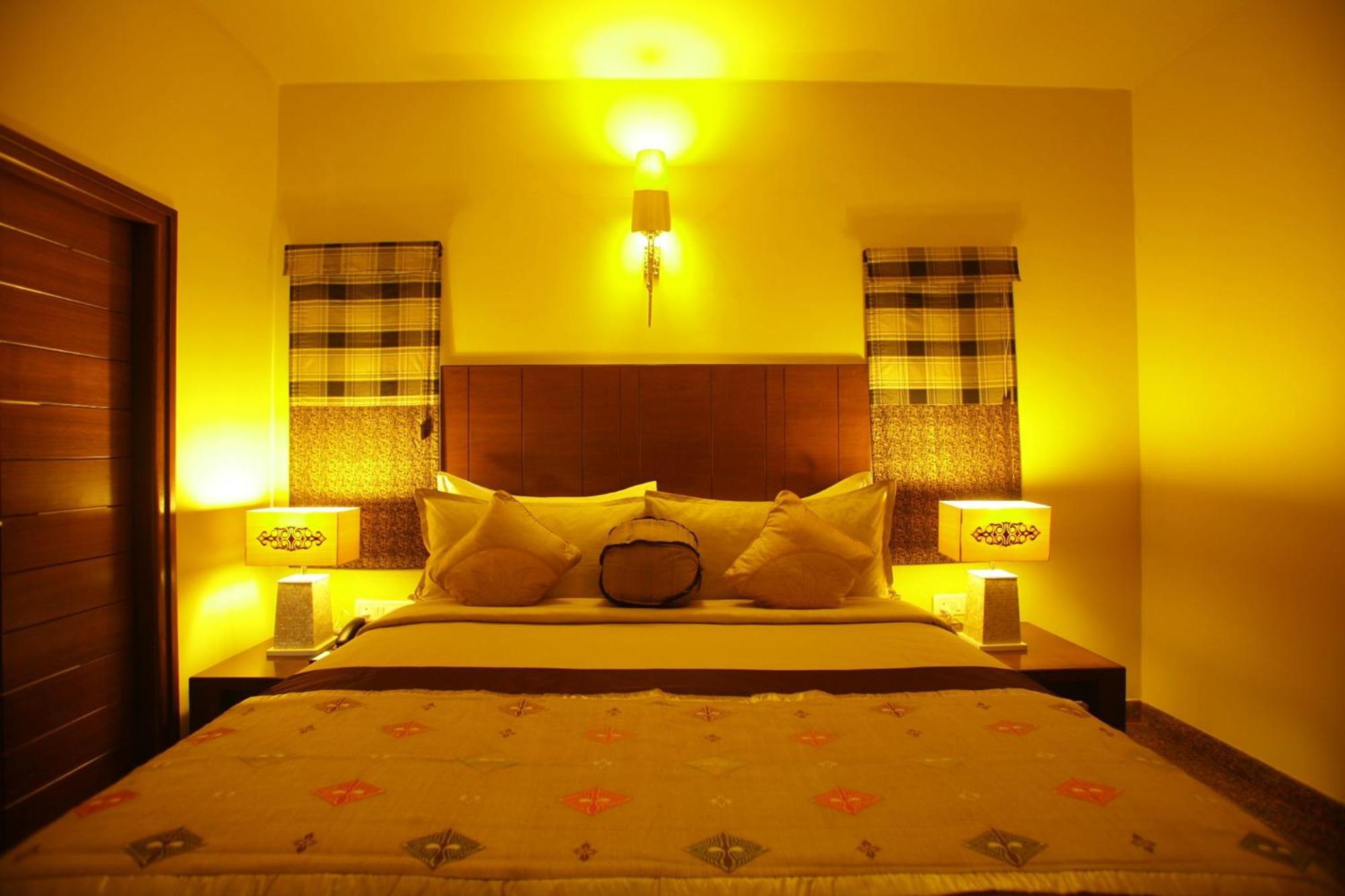 Justa Indiranagar Aparthotel Bangalore Exteriör bild