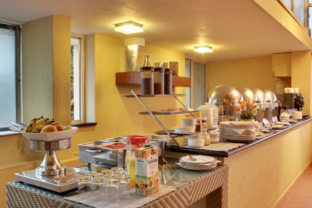 Justa Indiranagar Aparthotel Bangalore Exteriör bild