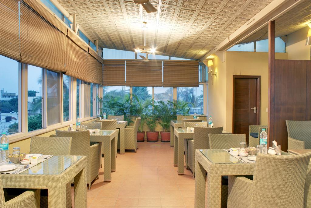Justa Indiranagar Aparthotel Bangalore Exteriör bild